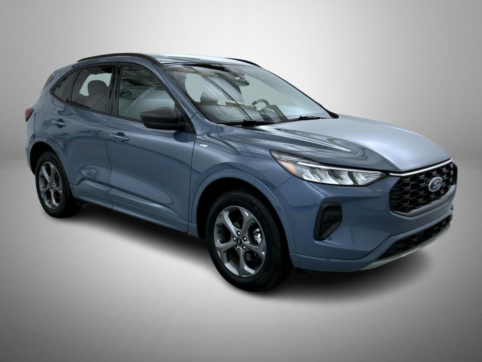 Used 2024 Vapor Blue Ford ST-Line image 3