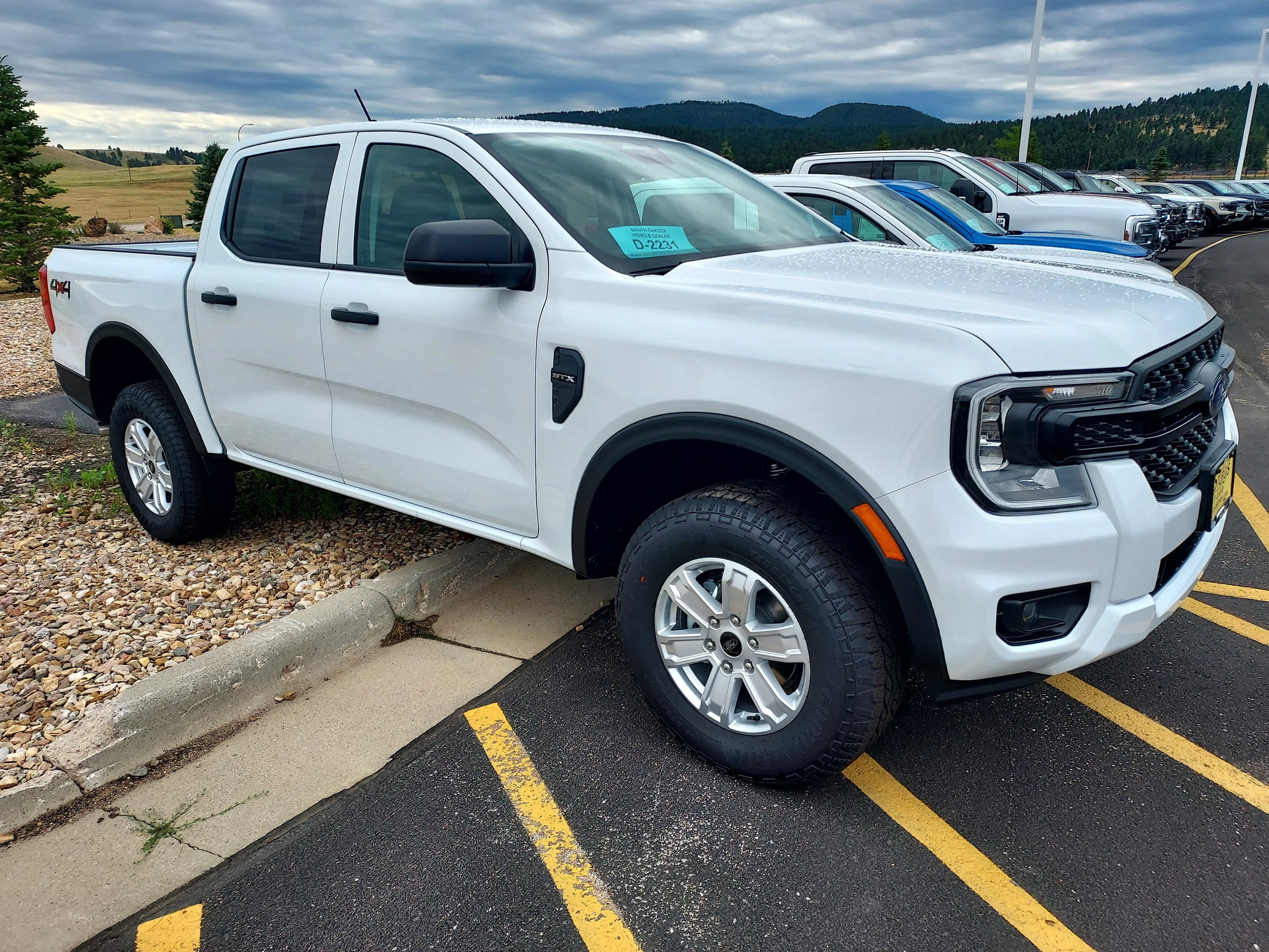 New 2026 Oxford White Ford XL image 11