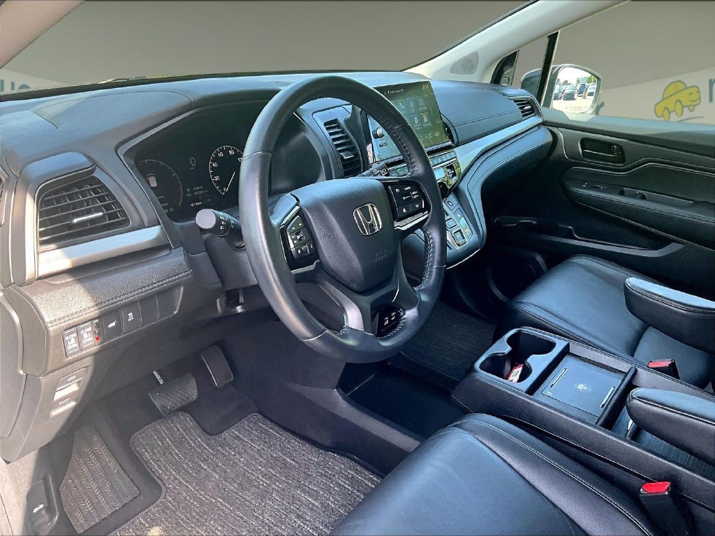 Used 2025 Black Honda EX-L image 8