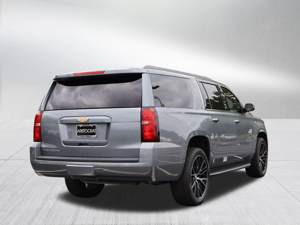 Used 2018 Gray Chevrolet LT image 7