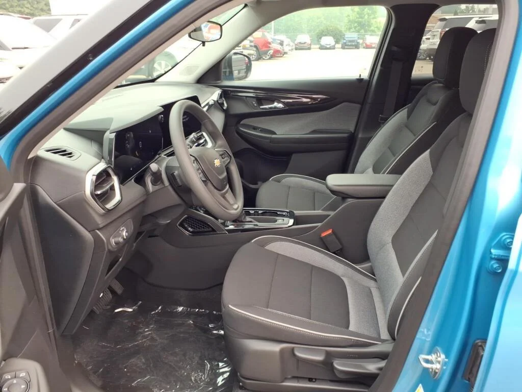 New 2026 Marina Blue Metallic Chevrolet LS image 7