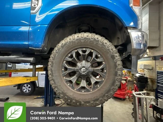 Used 2020 Blue Metallic Ford  image 4
