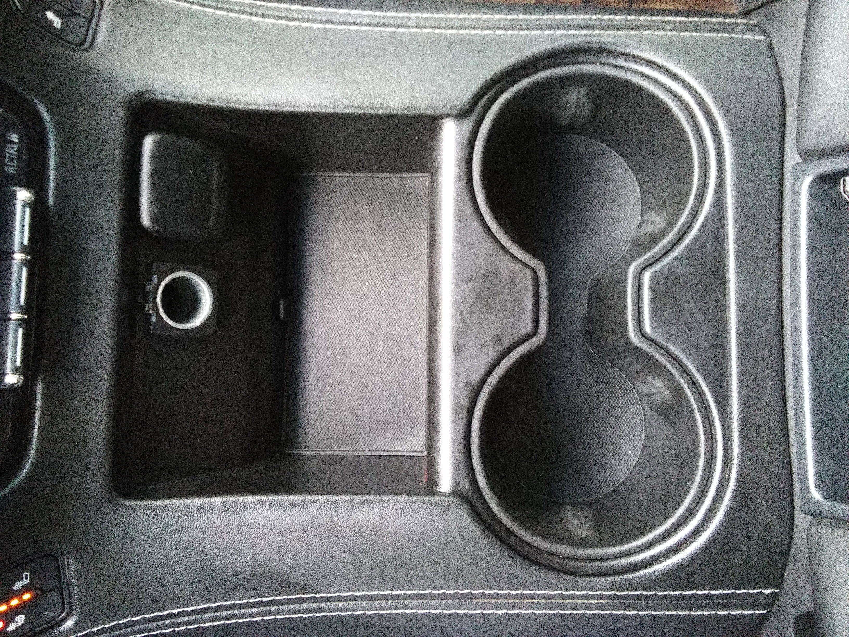 Used 2015 Black Chevrolet LT image 18