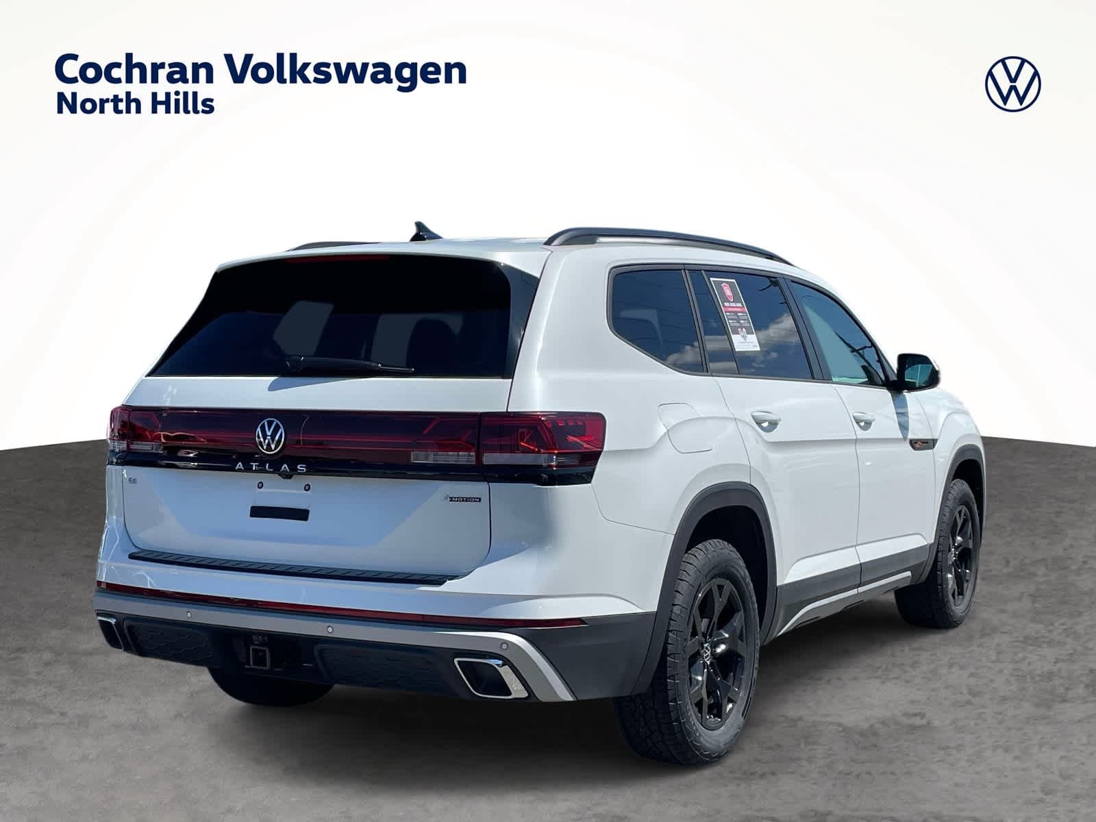 New 2026 Opal White Pearl Volkswagen 2.0T Peak Edition image 3