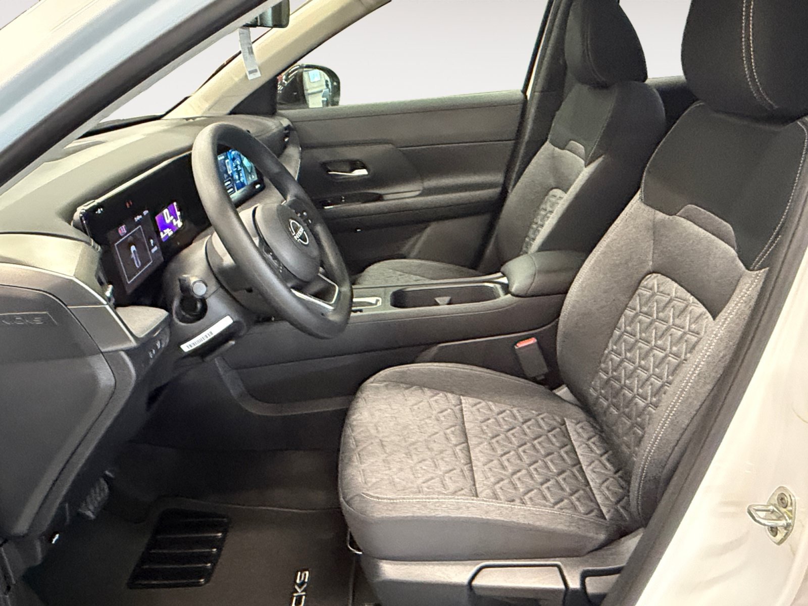 New 2026 Aspen White Tricoat Nissan SV image 22