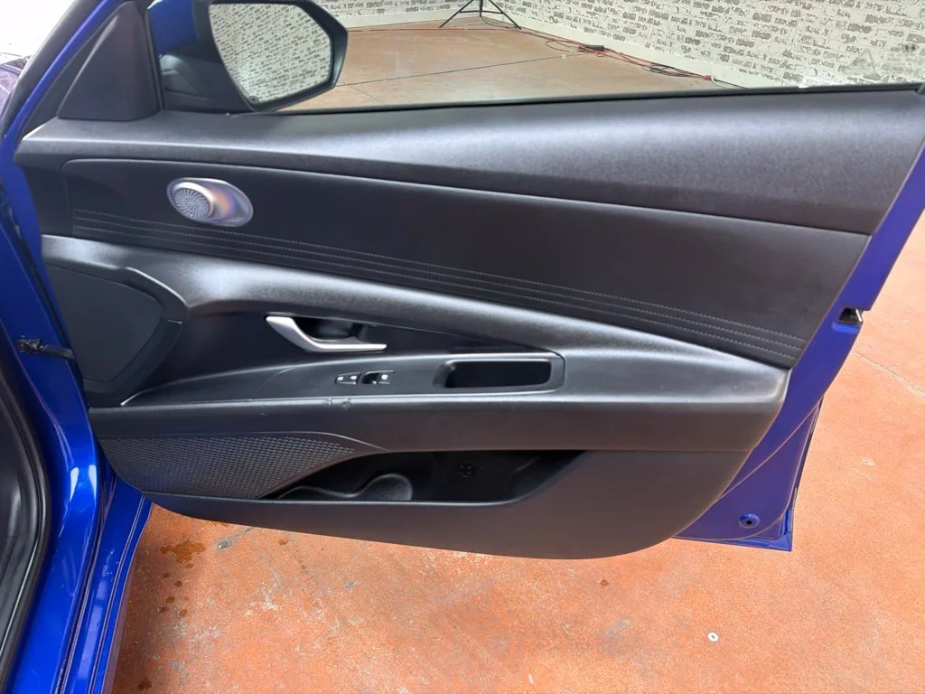 Used 2023 Intense Blue Hyundai SEL image 11
