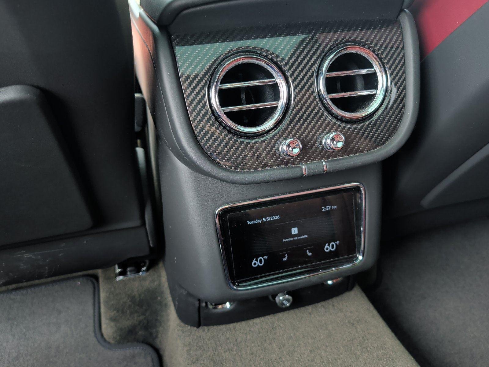 Used 2022  Bentley V8 image 40
