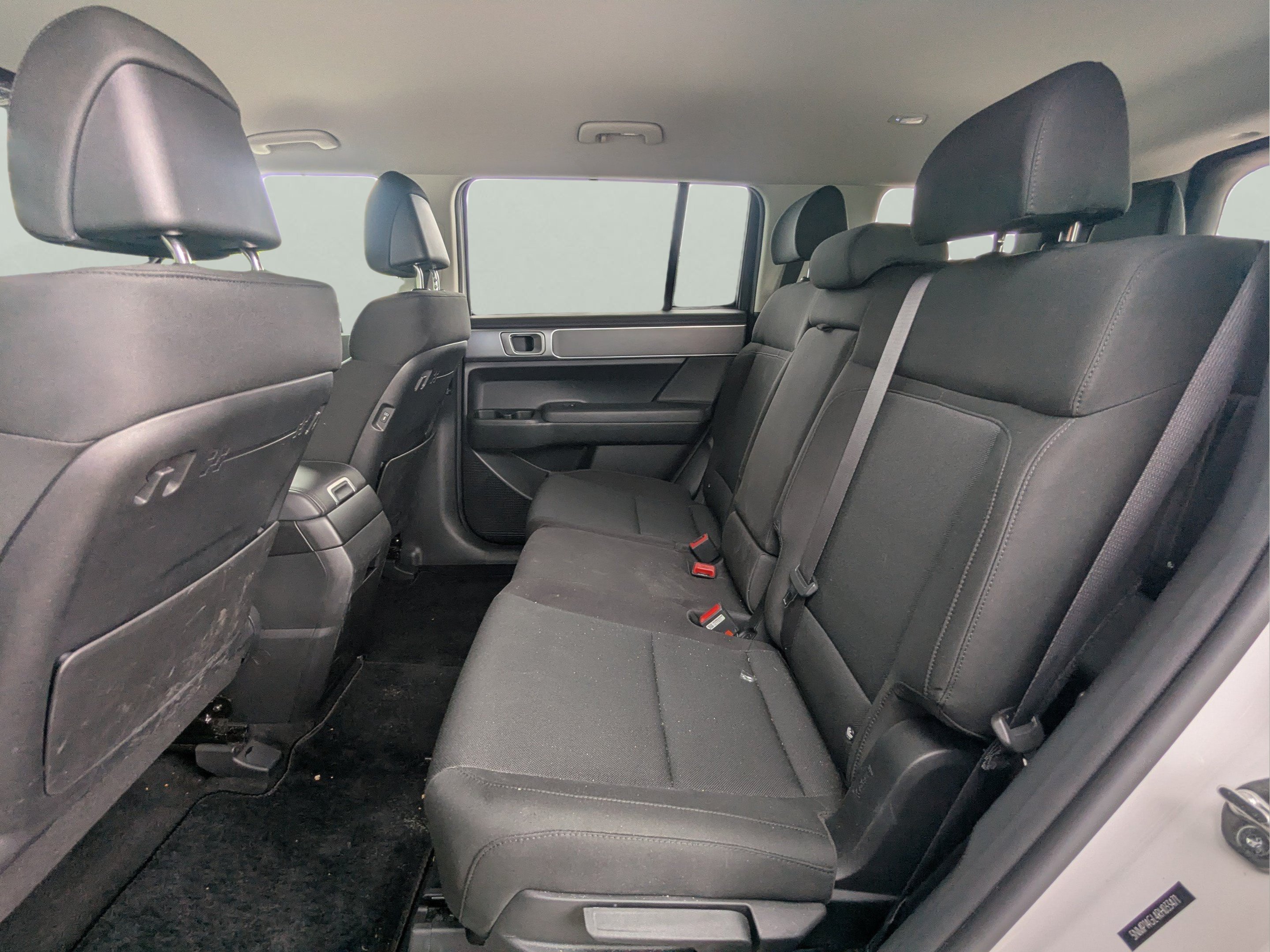 2024 Hyundai Santa Fe SE - Photo 13