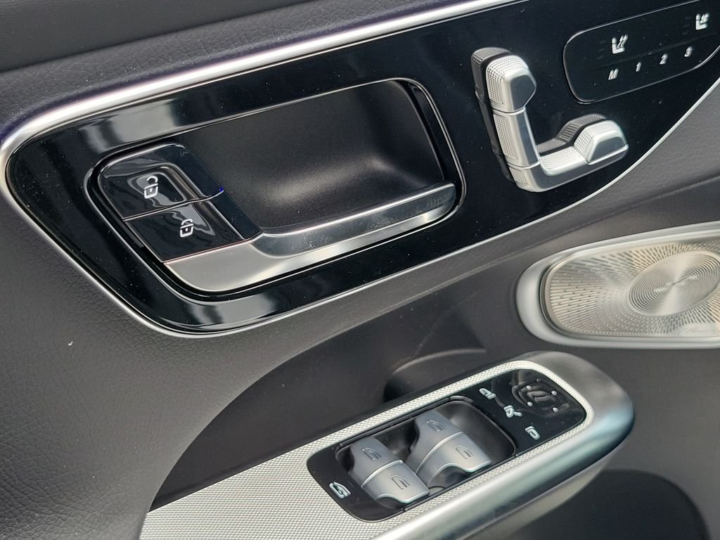 New 2026 Cirrus Silver Metallic Mercedes-Benz GLC 300 image 20
