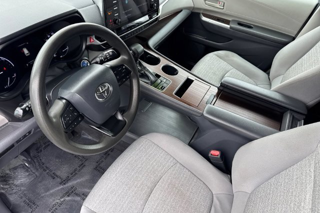 Certified Used 2022 Silver Toyota LE image 12