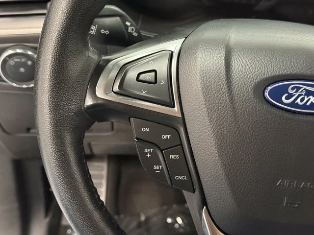 Used 2024 Silver Ford SEL image 14