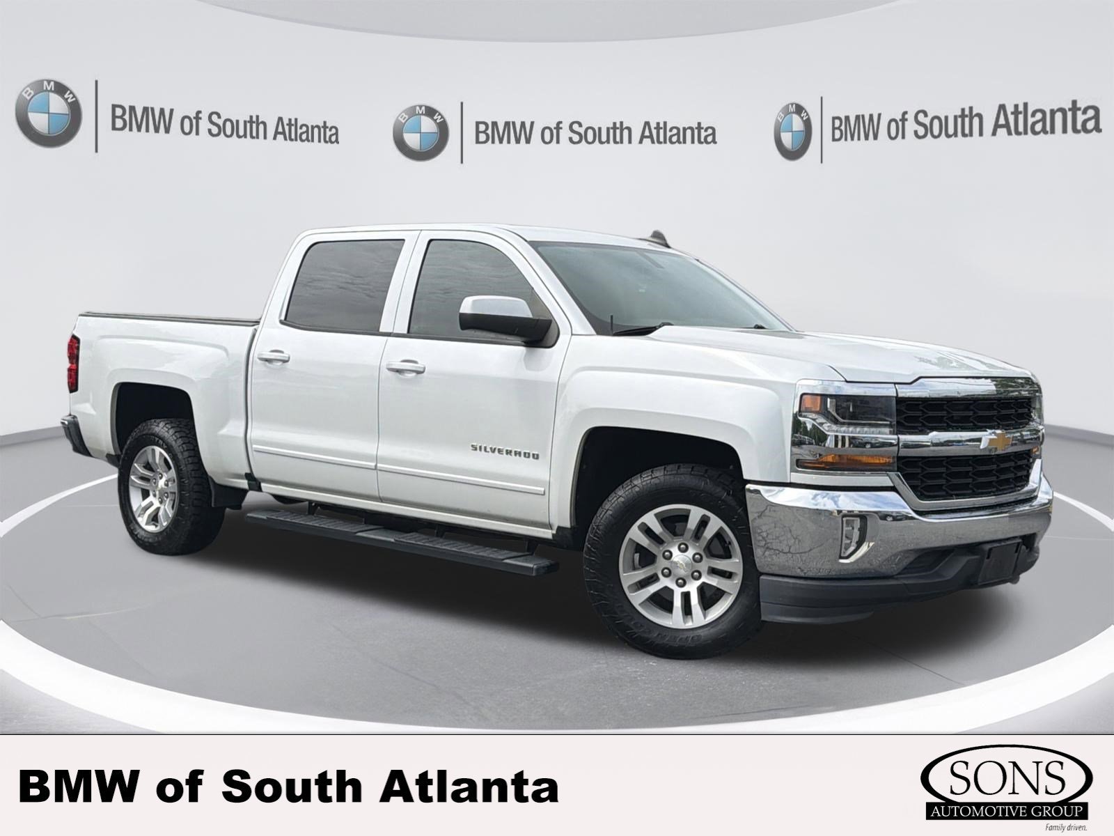 2018 Chevrolet Silverado 1500 LT Crew Cab Short Box's photo