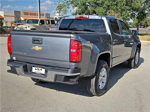 Used 2020 Satin Steel Metallic Chevrolet LT 4x2 Crew Cab 5 ft. box 128.3 in. WB image 5
