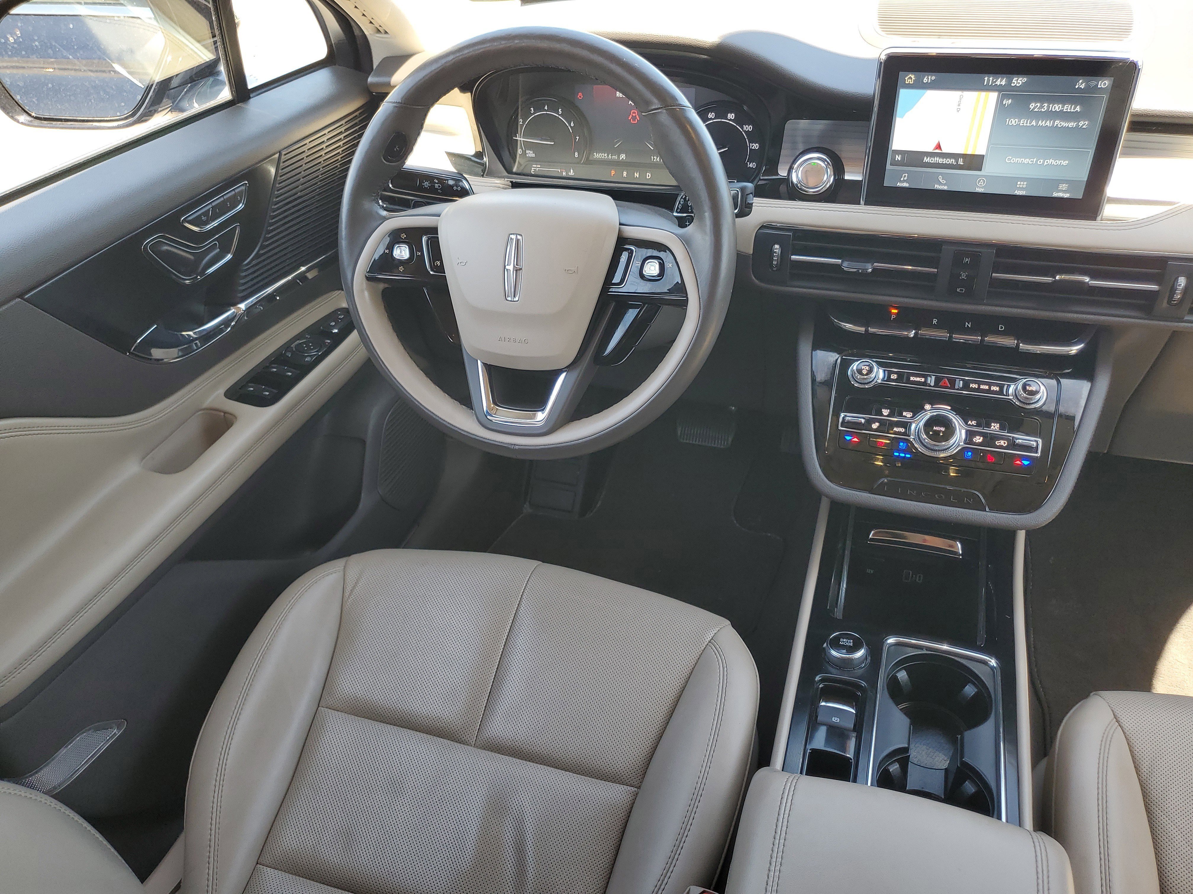 Used 2022 Gray Lincoln Standard image 17