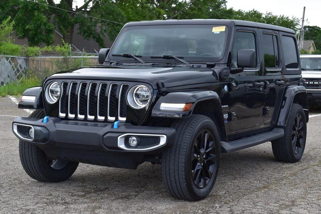 2022 Jeep Wrangler Sahara 4XE's photo