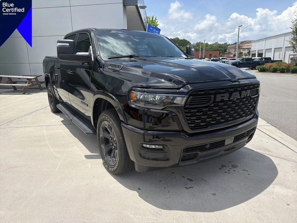 2025 RAM 1500 Big Horn/Lone Star 4x4 Crew Cab 5'7's photo