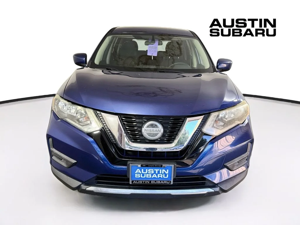 Used 2018 Blue Nissan S image 2