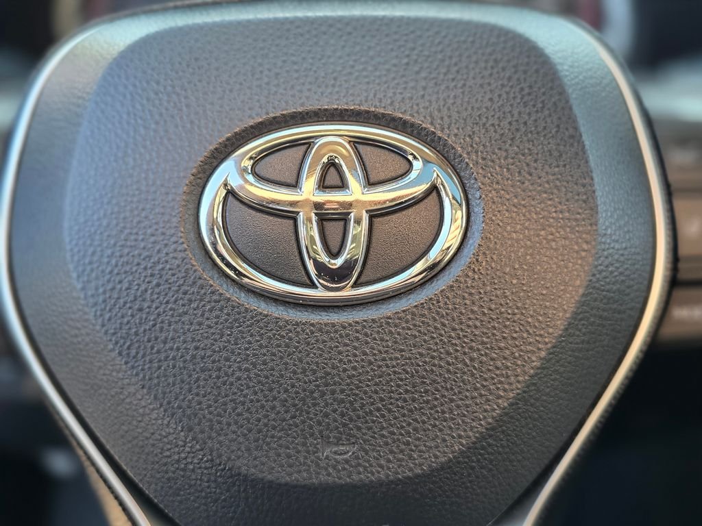 2022 Toyota RAV4 Limited - Photo 26