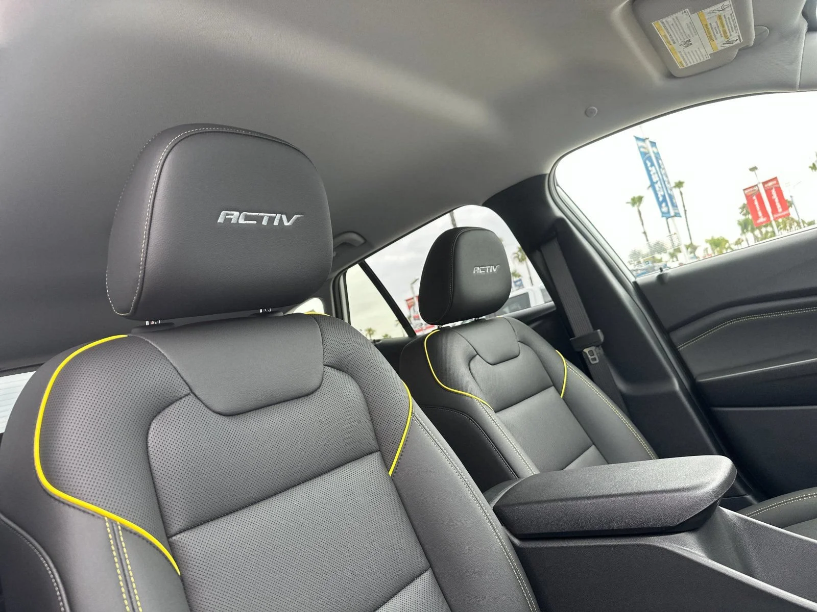 New 2026 Summit White Chevrolet ACTIV image 17