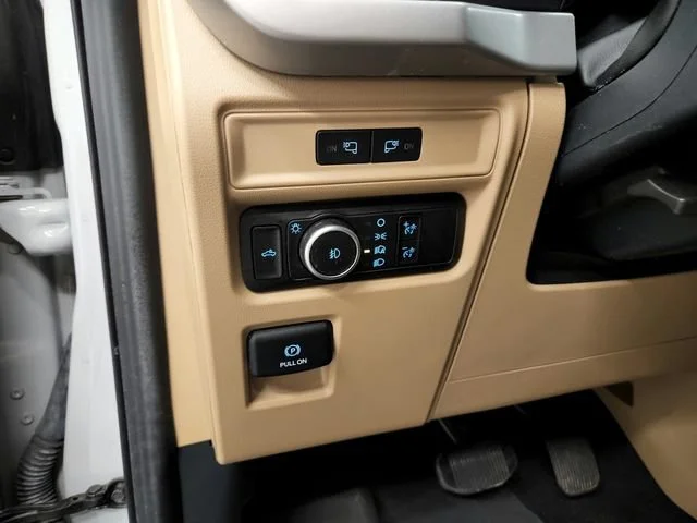 Used 2023 Avalanche Ford XL image 38