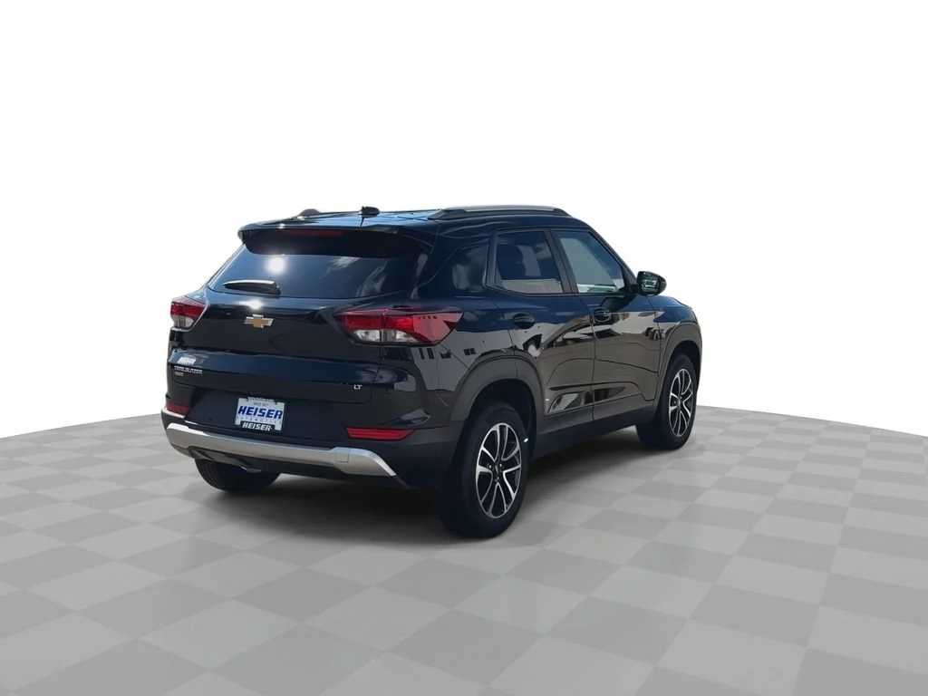 Used 2025 Mosaic Black Metallic Chevrolet LT image 8