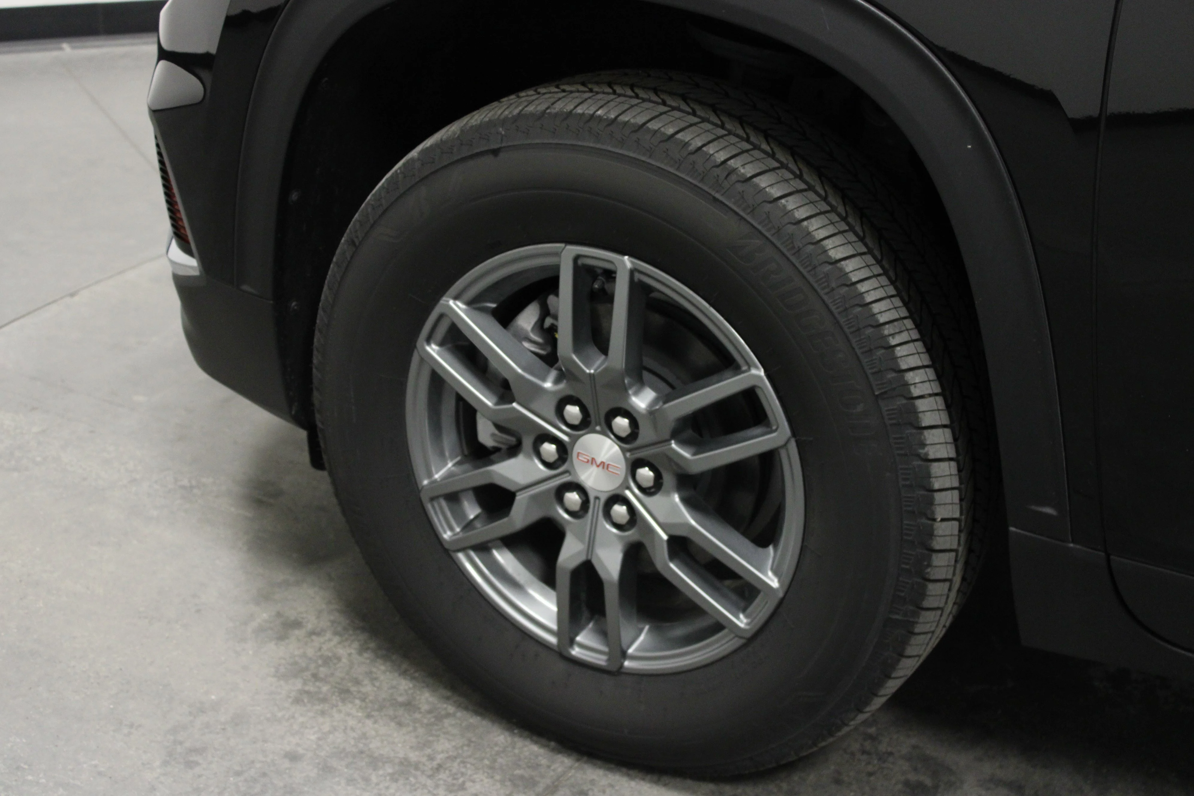 New 2025 Ebony Twilight Metallic GMC Elevation image 10