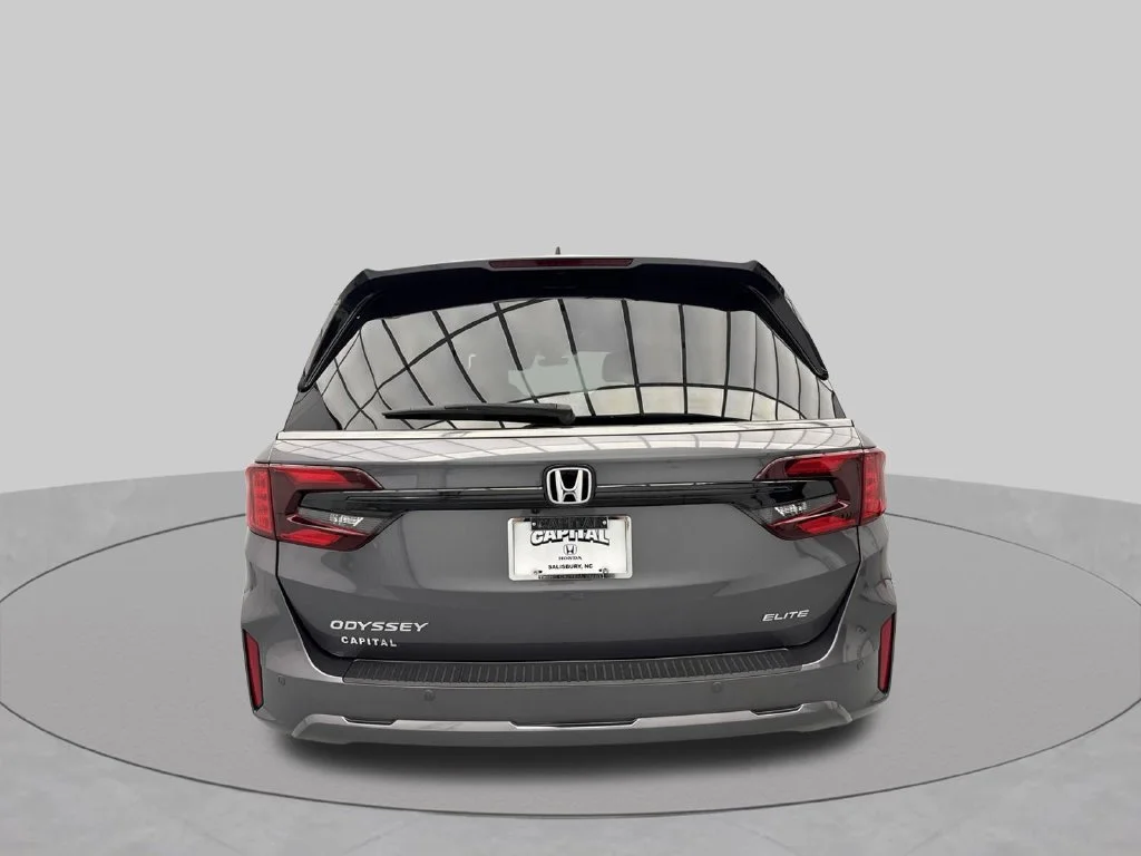 2025 Honda Odyssey ELITE Minivan Slide 31