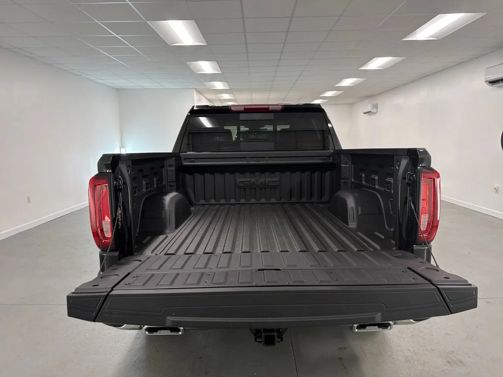 New 2026 Onyx Black GMC SLT image 8