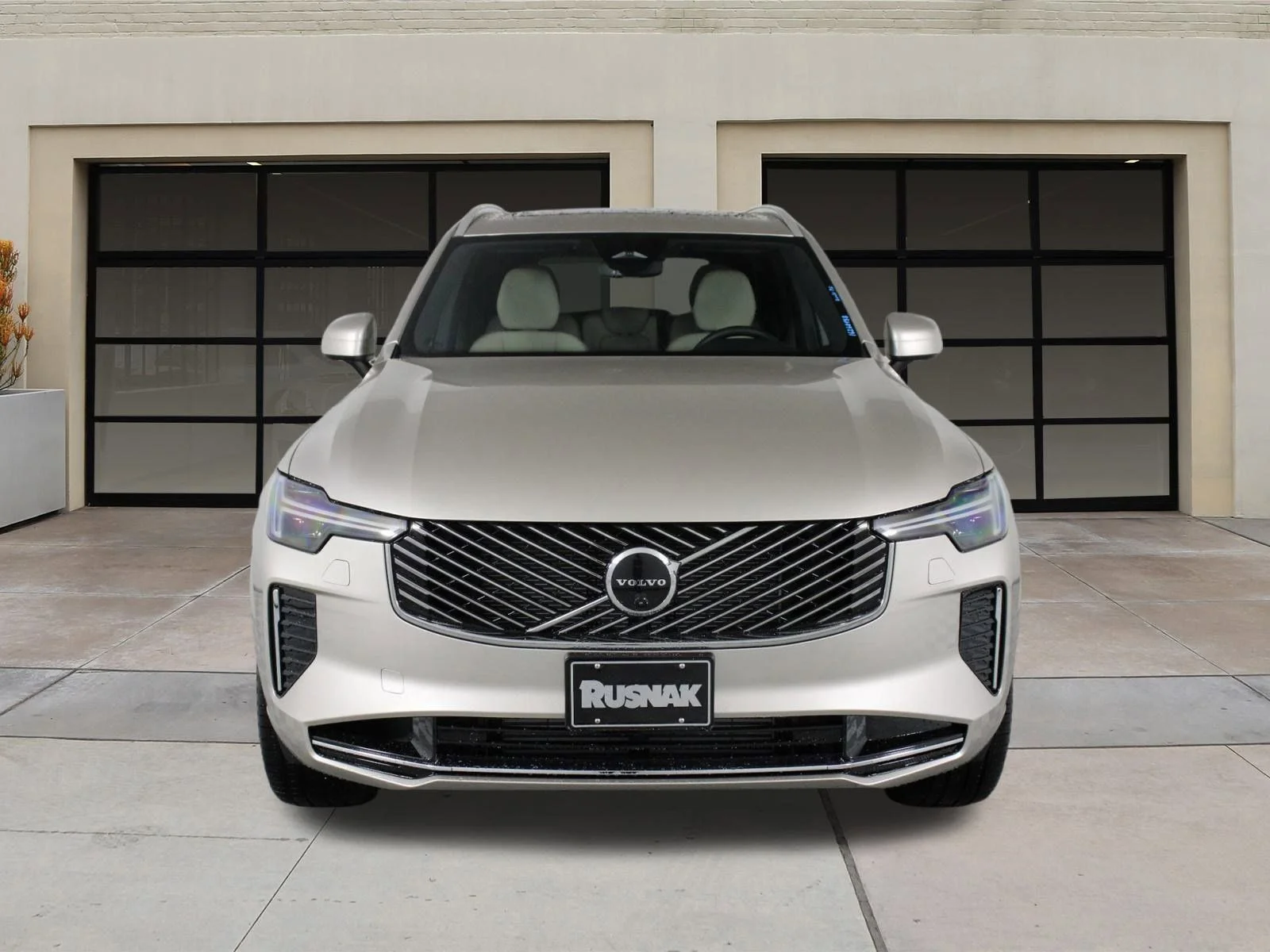 New 2026  Volvo T8 Plus image 2