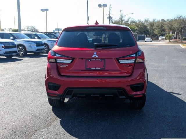 Used 2025 Red Mitsubishi 2.0 LE image 7