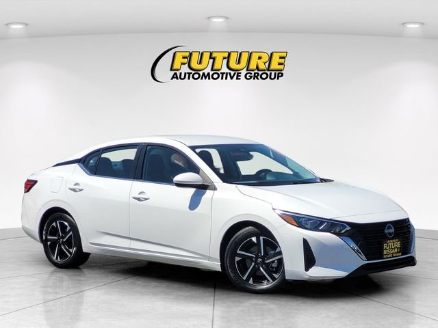 Used 2024 White Nissan SV image 1