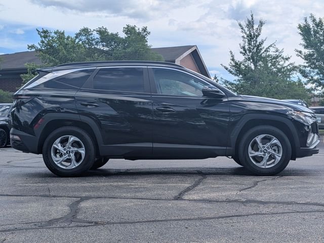 Used 2023 Black Hyundai SEL image 8