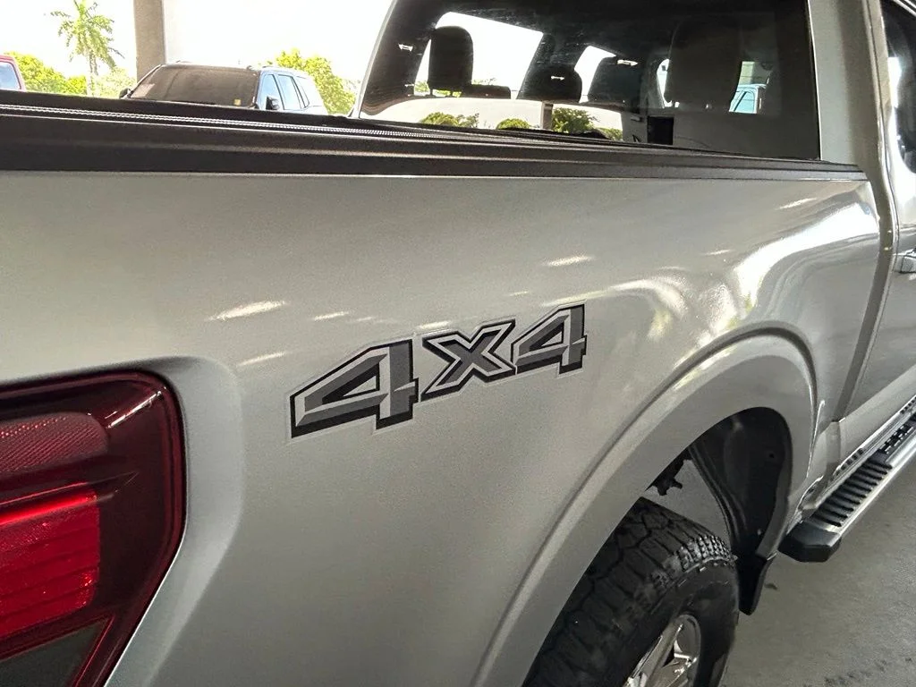Used 2025 Silver Metallic Ford XLT image 13
