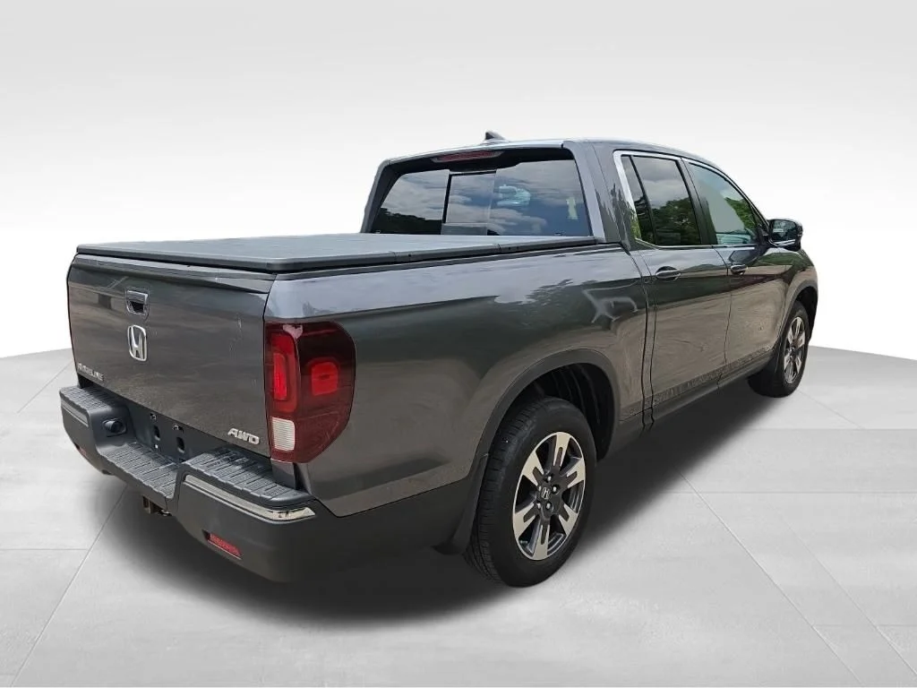 Certified Used 2019 Modern Steel Metallic Honda RTL-T image 5