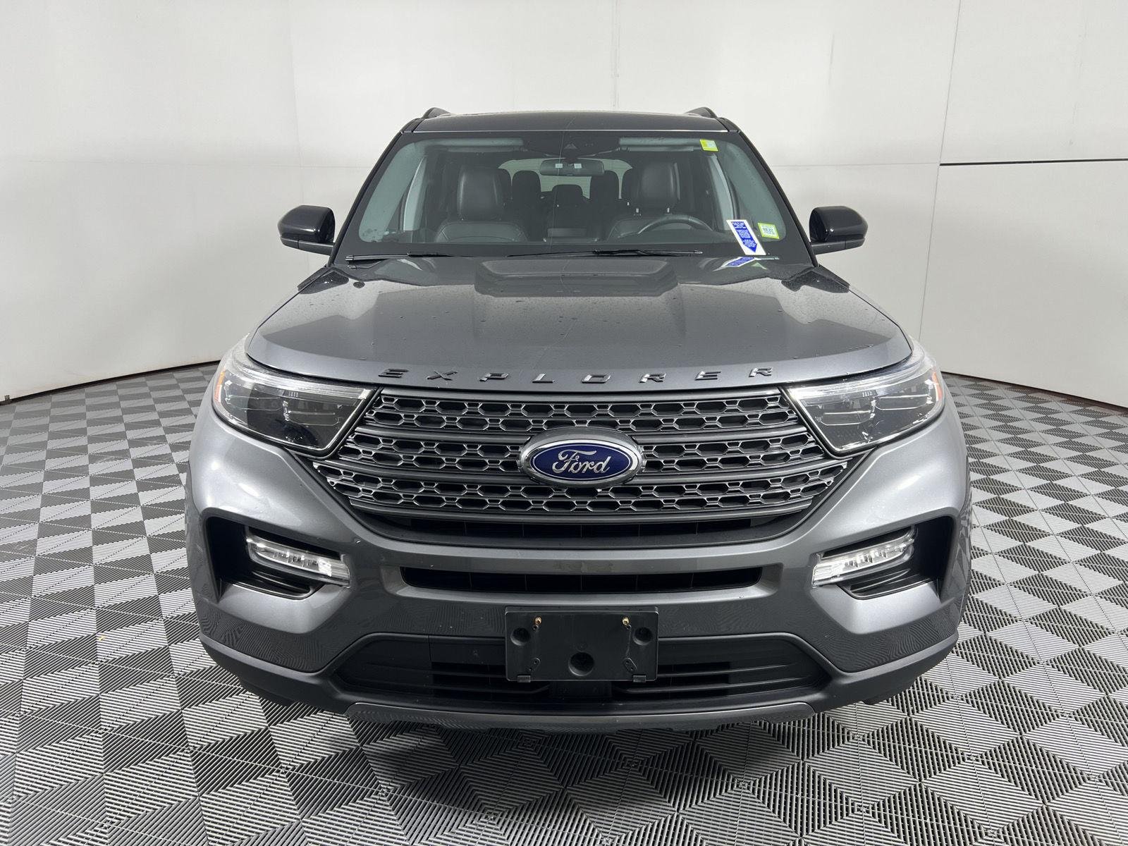 Used 2022 Carbonized Gray Ford XLT image 6