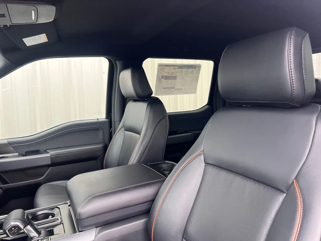 2025 Ford F-150 Lariat - Photo 17