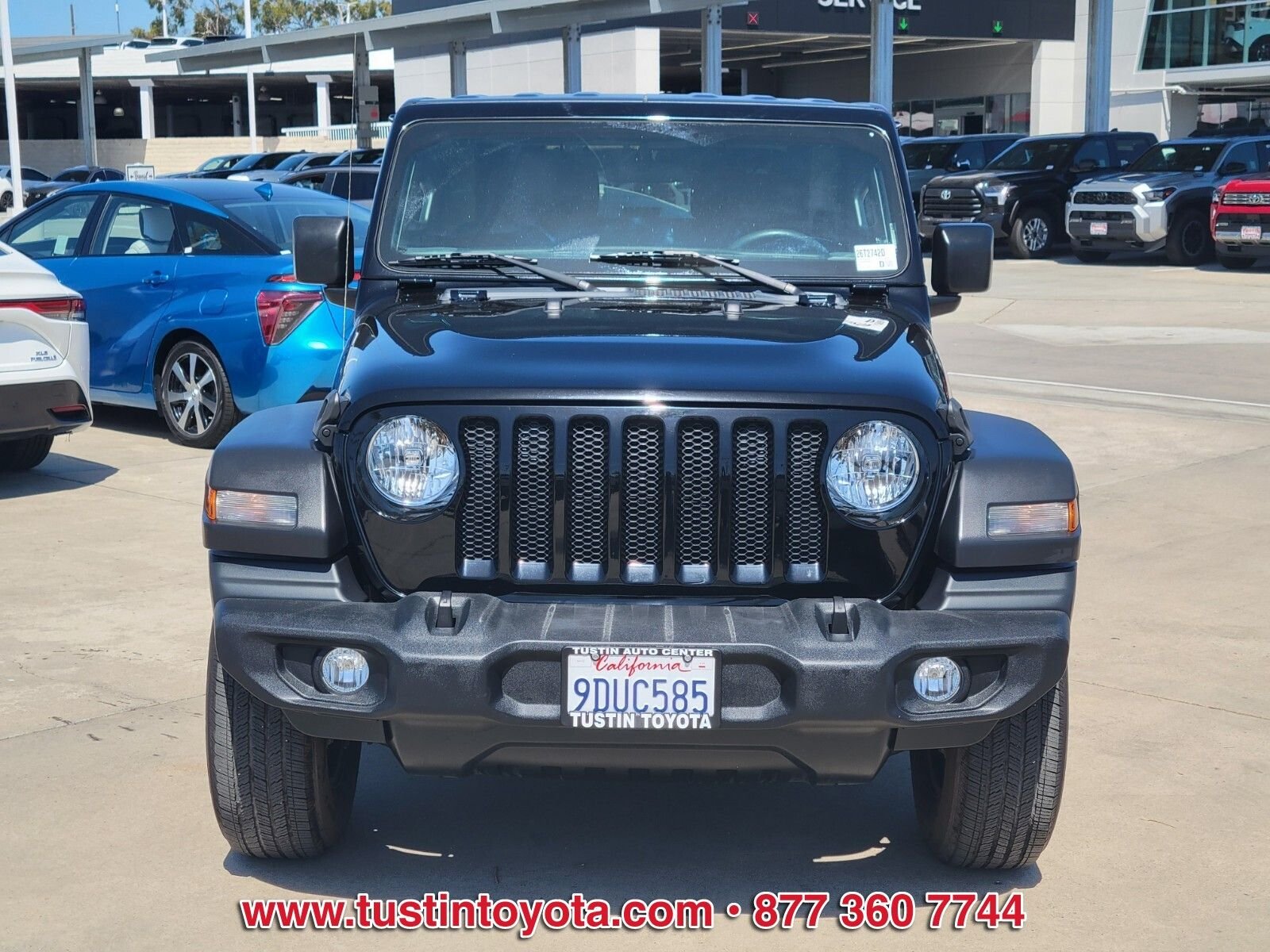 Used 2023 Black Jeep Sport image 8