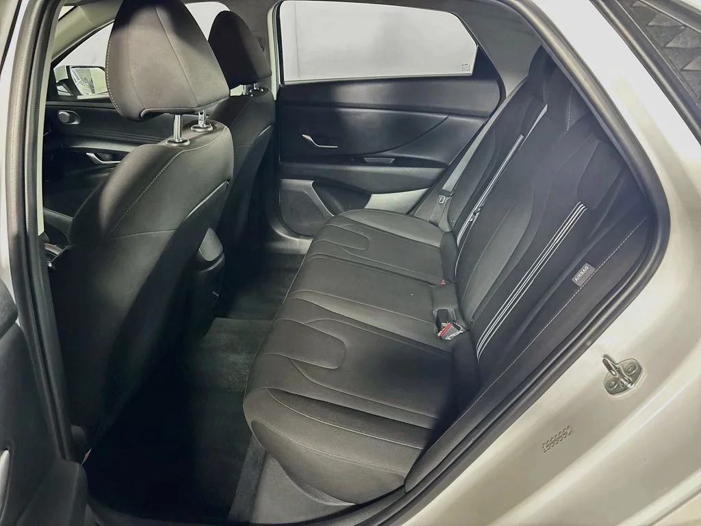 Used 2024 White Hyundai SEL image 20