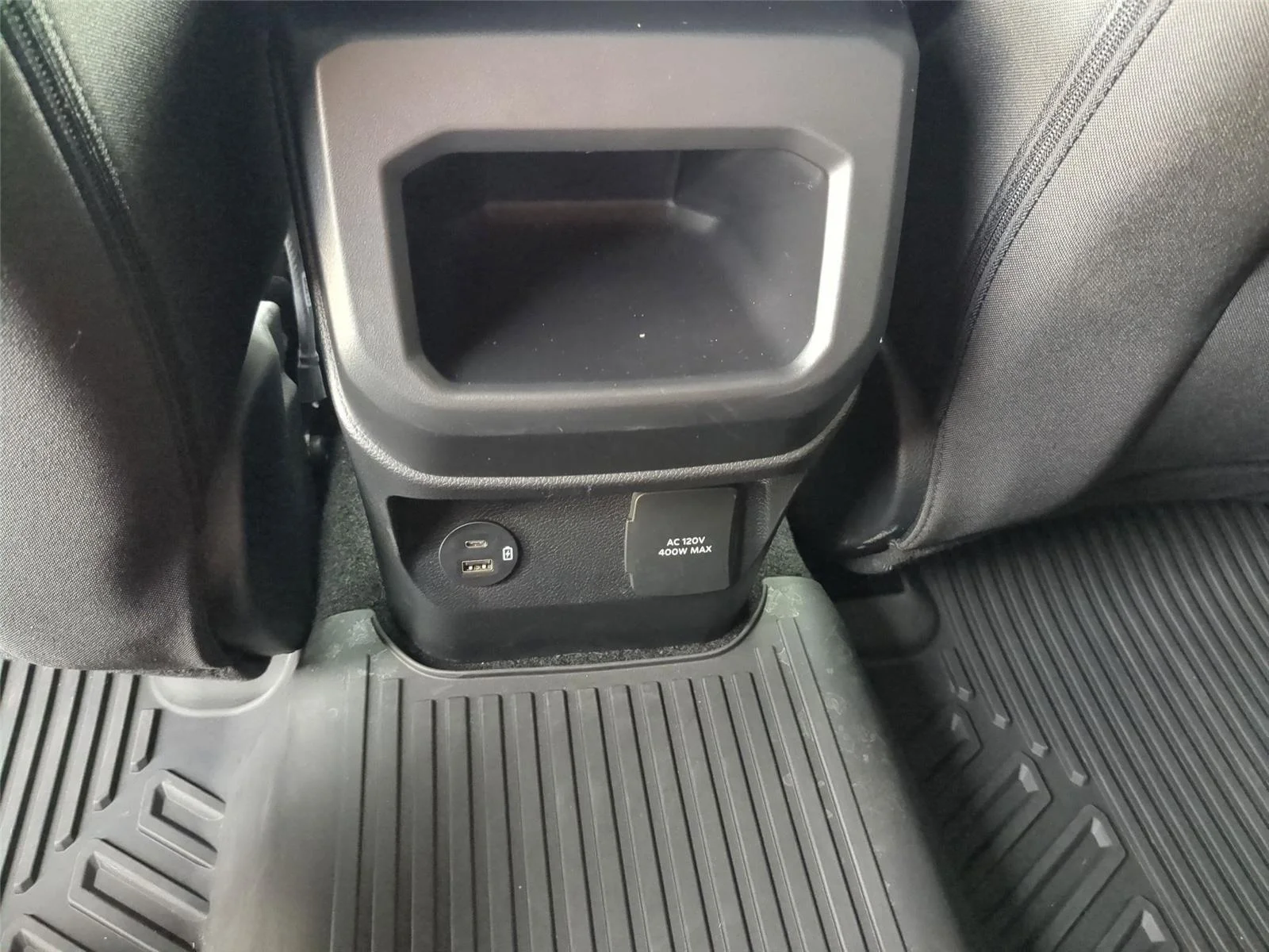 Used 2025 Shadow Black Ford XLT image 34