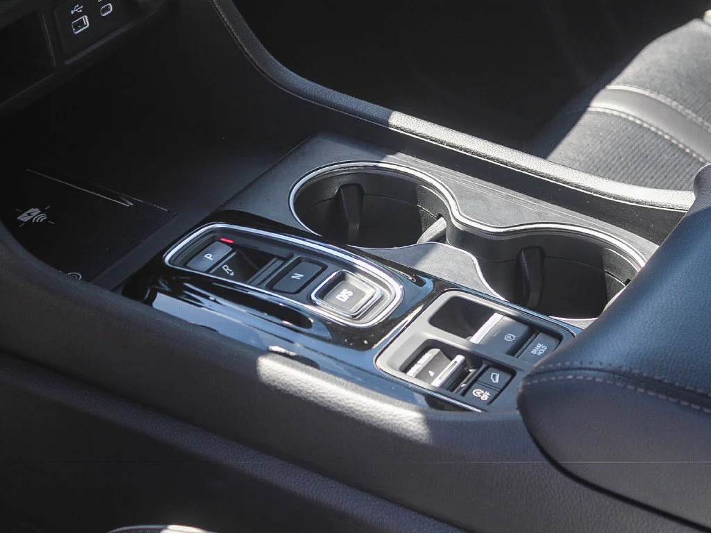 2023 Honda Pilot Elite - Photo 20