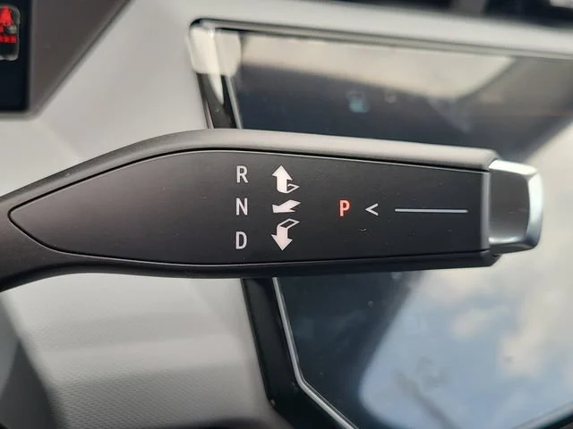 New 2027 Mosaic Black Metallic Chevrolet LT image 29