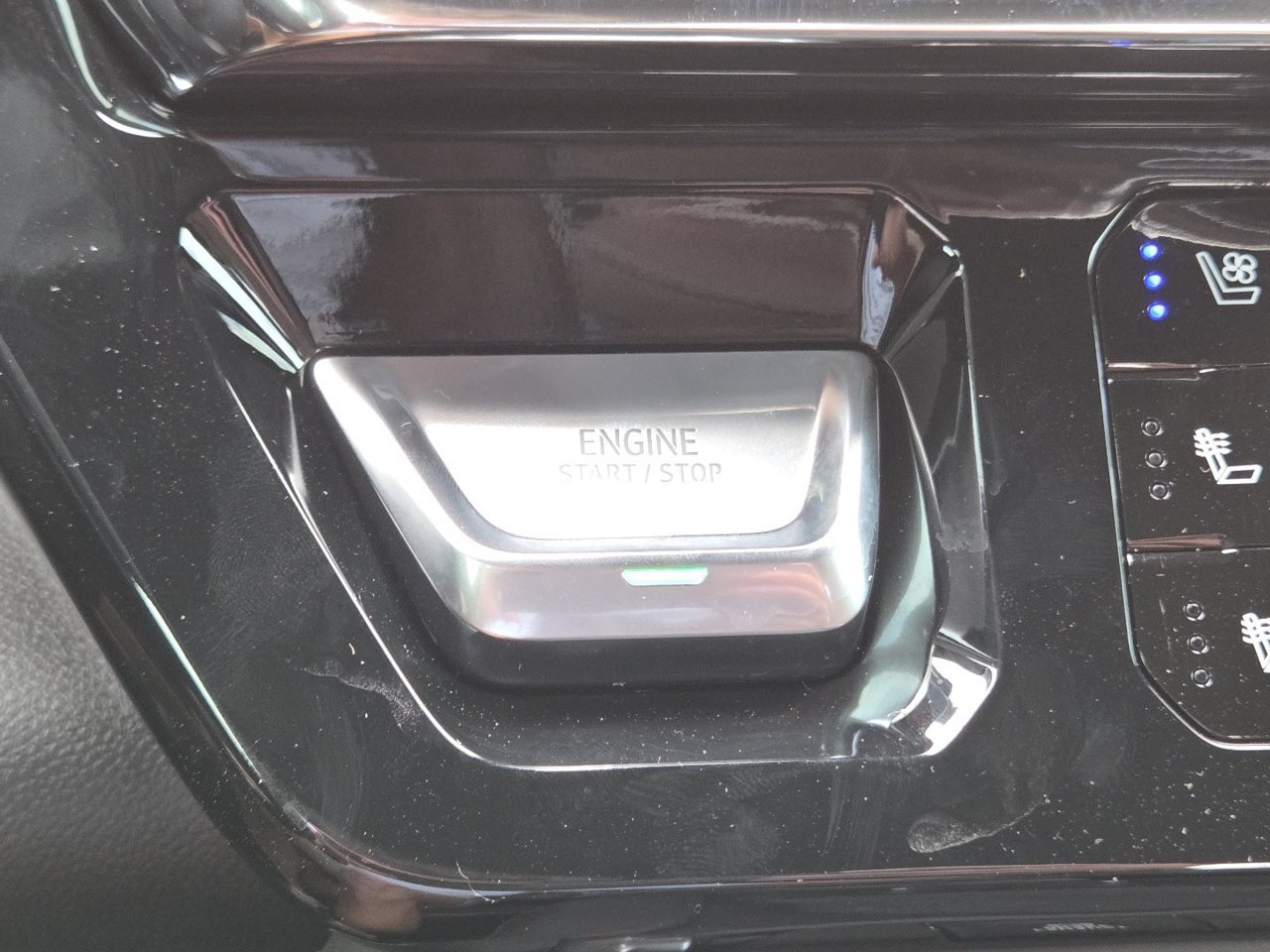 New 2026 Sterling Metallic GMC Denali Ultimate image 14