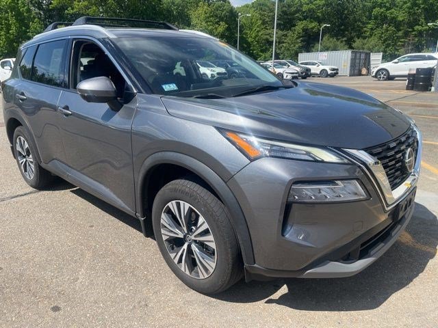 2021 Nissan Rogue SV AWD's photo