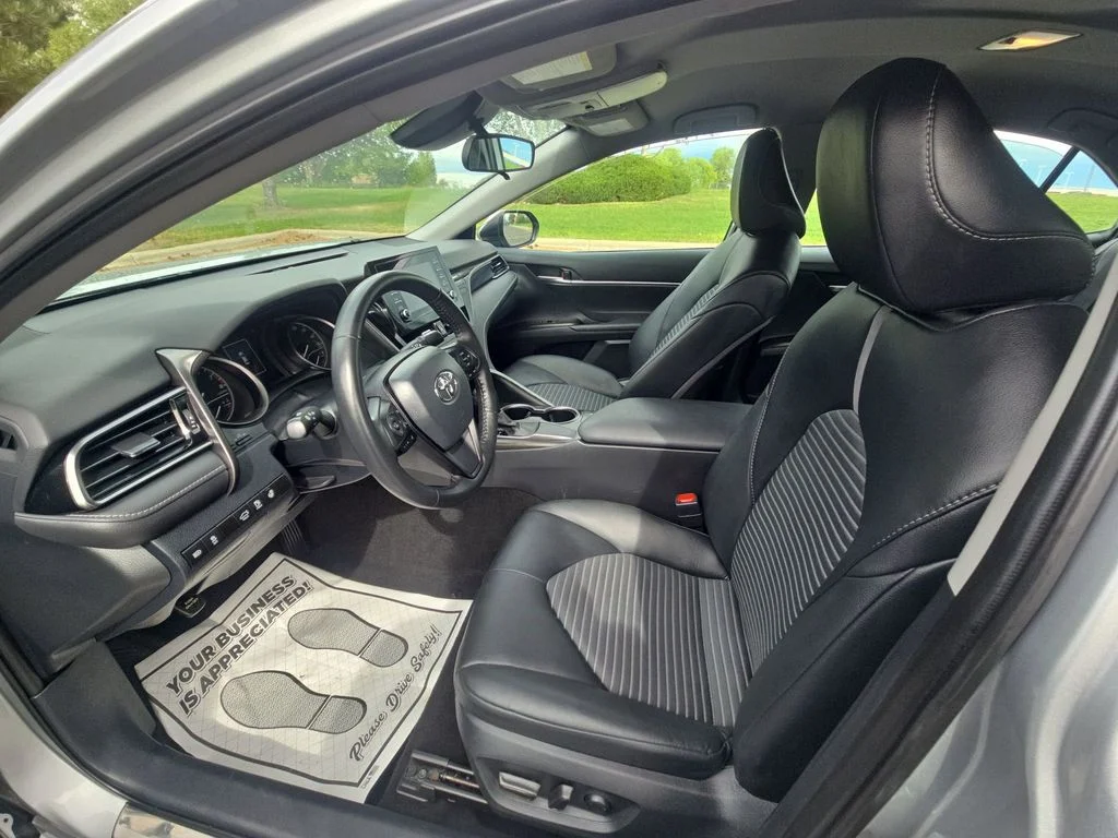 Used 2024  Toyota SE Nightshade image 25