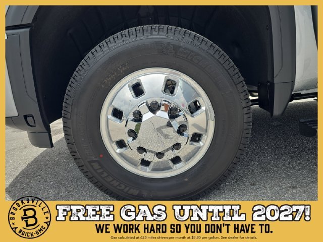 New 2026 Sterling Metallic GMC Denali DRW image 32