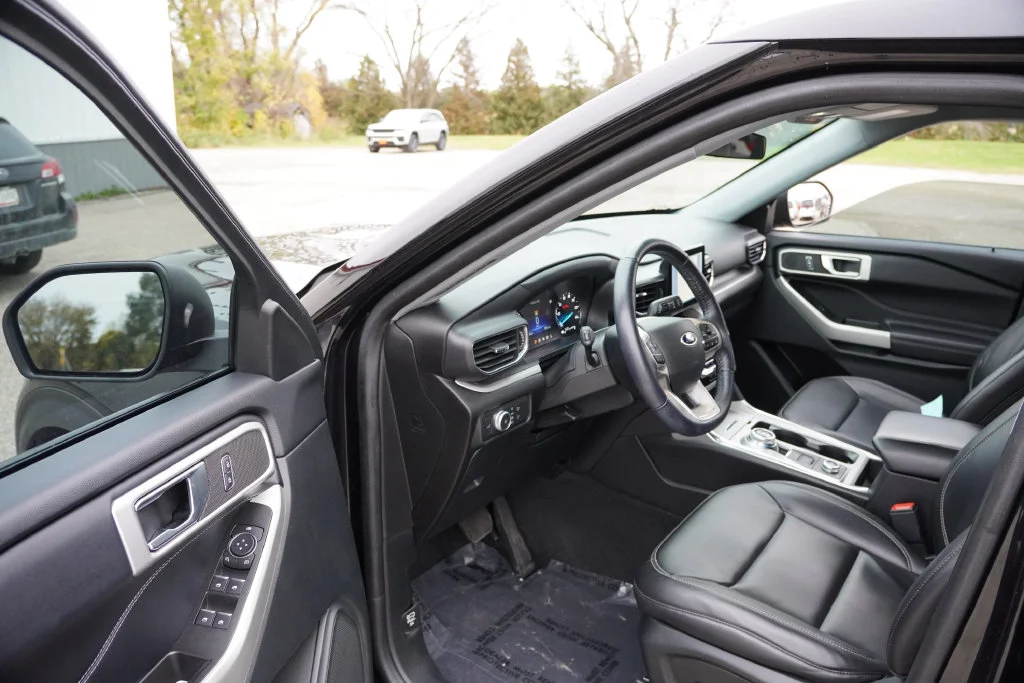 Used 2022 Black Ford XLT image 14