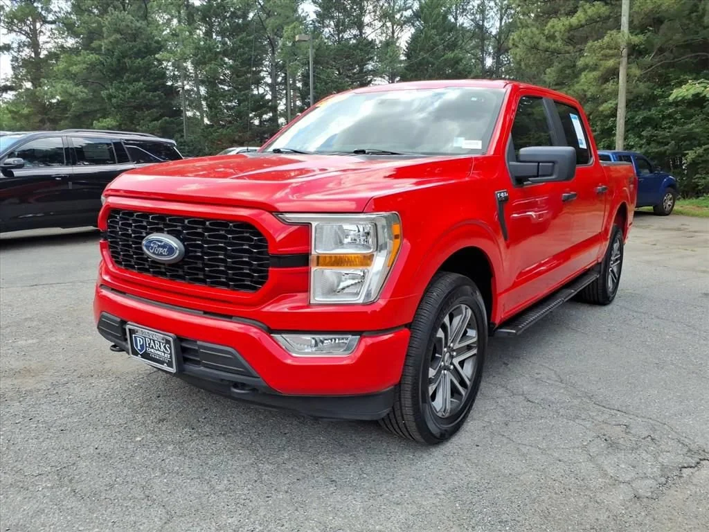Used 2021 Red Ford XL image 37