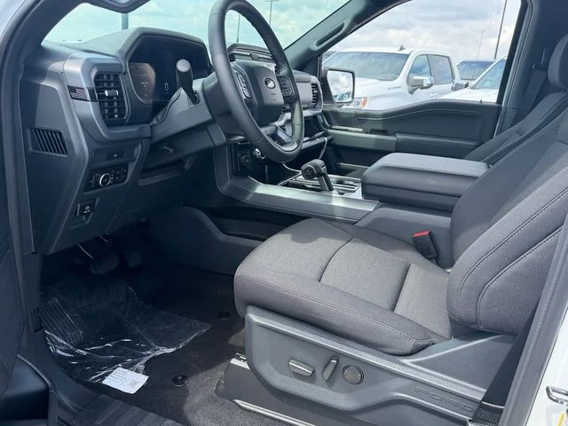 New 2026 White Ford XLT image 7