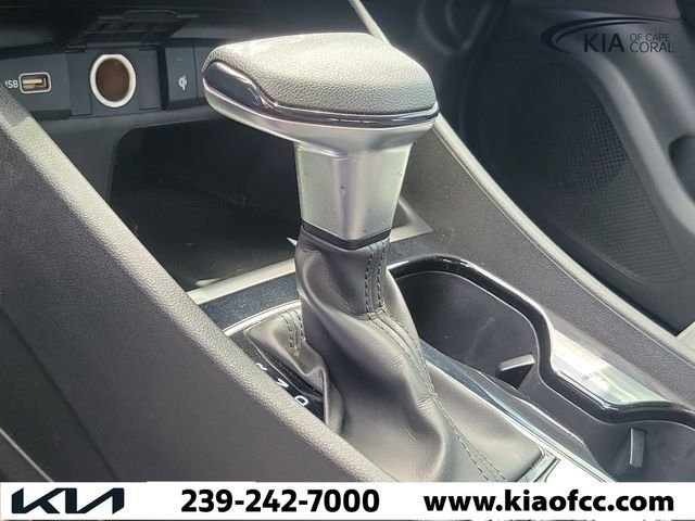 Used 2022 Phantom Black Hyundai SEL image 28