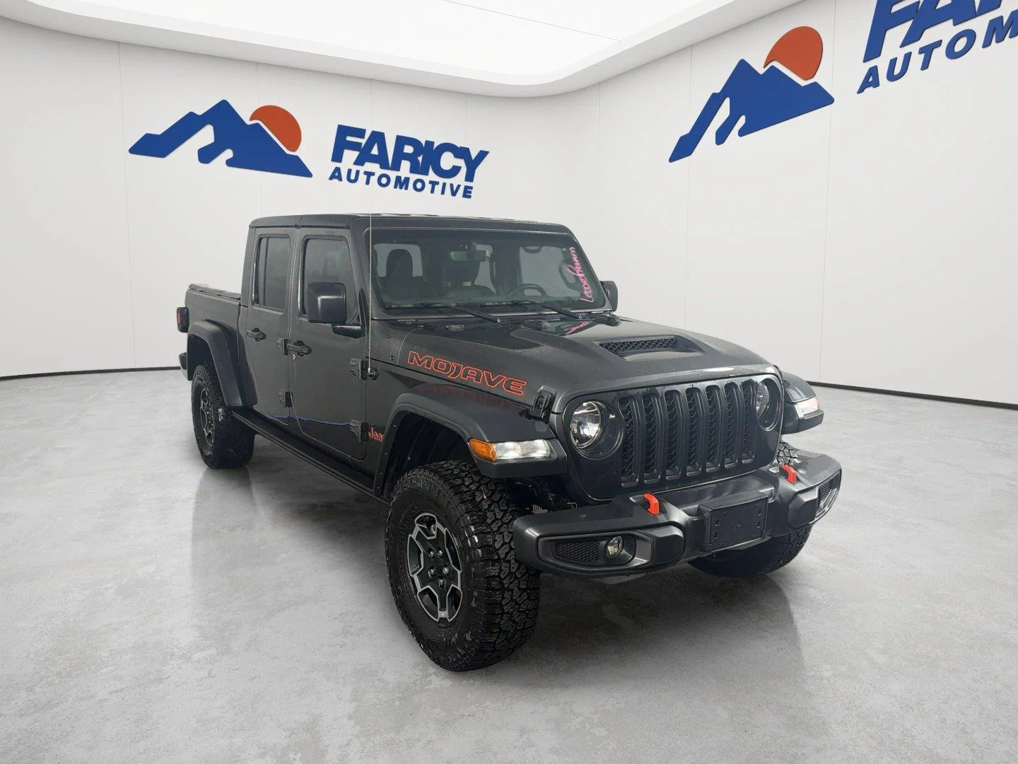Used 2022 Granite Crystal Metallic Clearcoat Jeep Mojave image 4